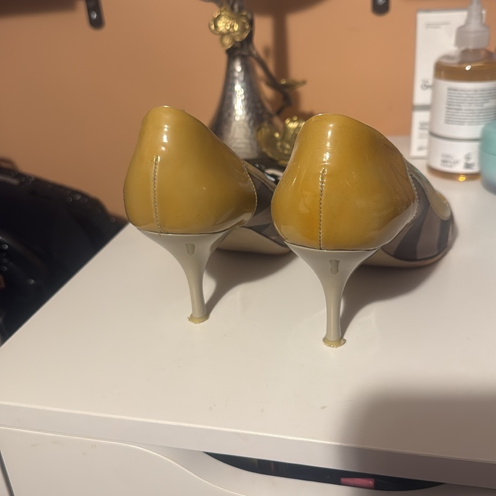 Burberry pumps - Picture 3 of 4